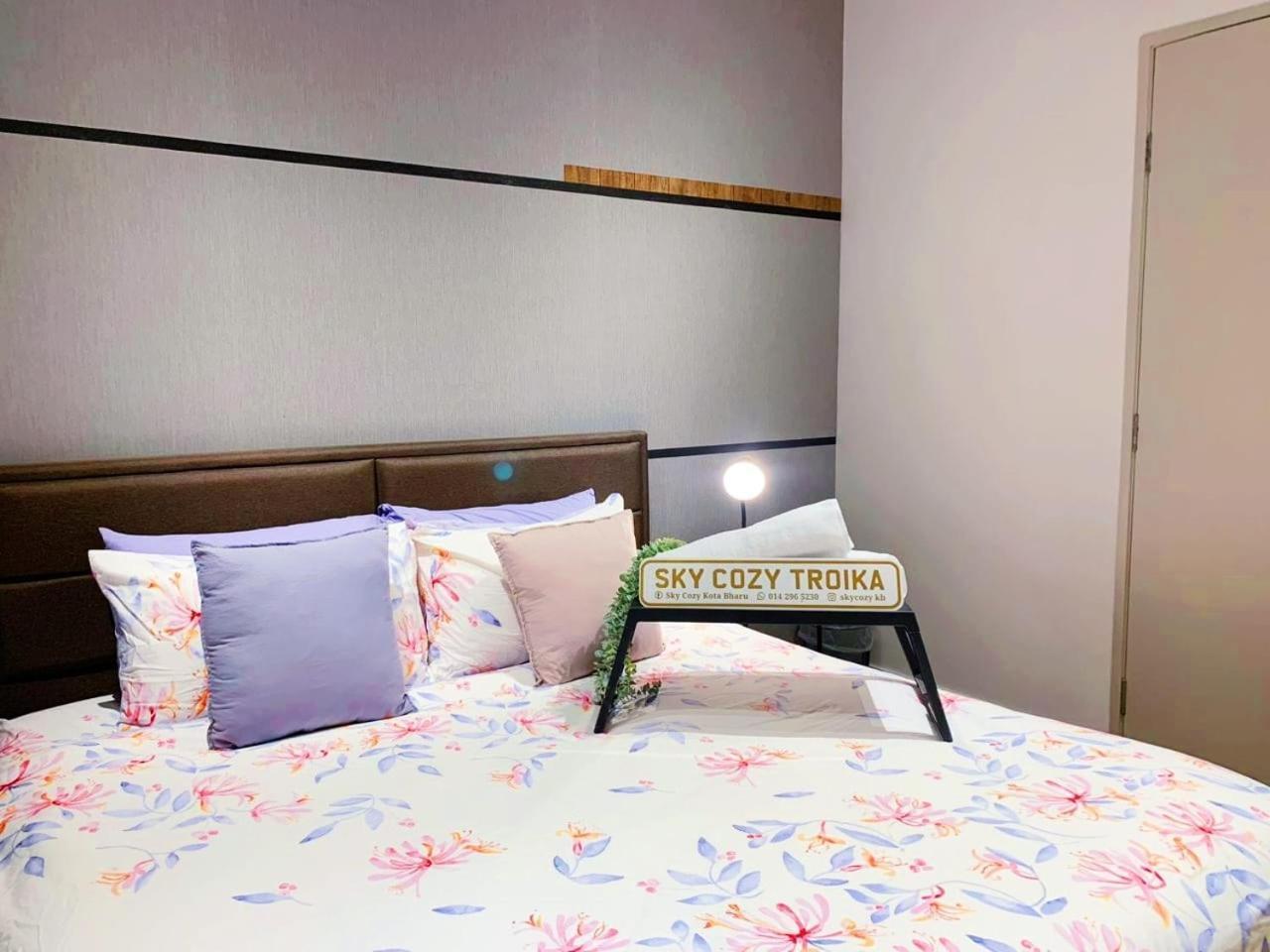 קוטה בארו Sky Cozy Troika Residence, 1 Bedroom 4-6 Pax, 2 Bedrooms 6-8 Pax, Pool Vew, Sky & City View, Free Parking, Pool, Unlimited Wifi & Netflix מראה חיצוני תמונה